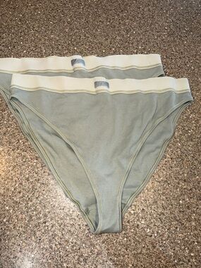 SKIMS Ribbed High-Cut Briefs in Sage Green and Cream (2 Pack)